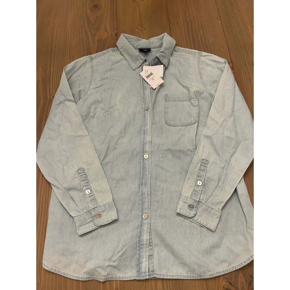 F38 J. Jill Denim Cove Wash Button Down Shirt Light Blue Petite Small NWT
